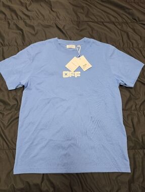 Off-White FIRE! NWT! Virgil Abloh Arrows Font S/S Slim Tee in Alllure. Sz Lg.